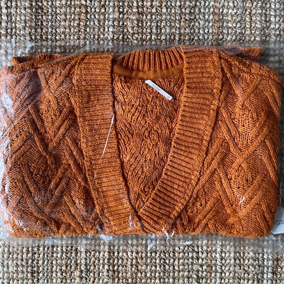 NEW Free People Montana Cable Cardigan - Picture 11 of 14